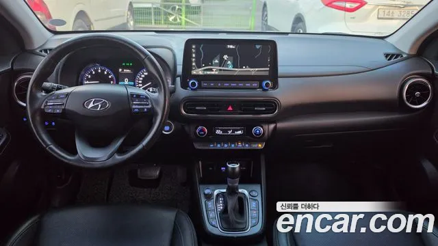 Hyundai Kona Новый Kona Бензин 1.6 Turbo 4WD — Фото автомобиля 9