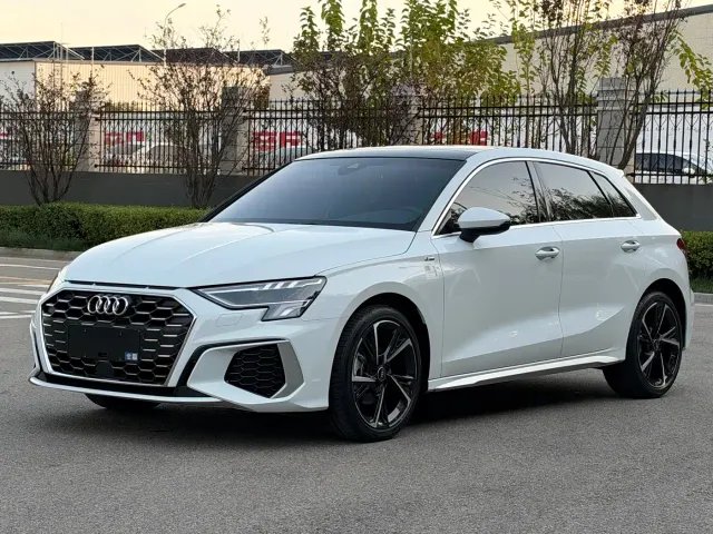 Фотография автомобиля — Audi A3