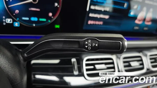 Mercedes-Benz GLS-Class — Фото автомобиля 9