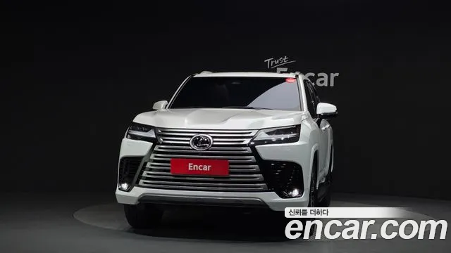 Lexus LX — Фото автомобиля 3