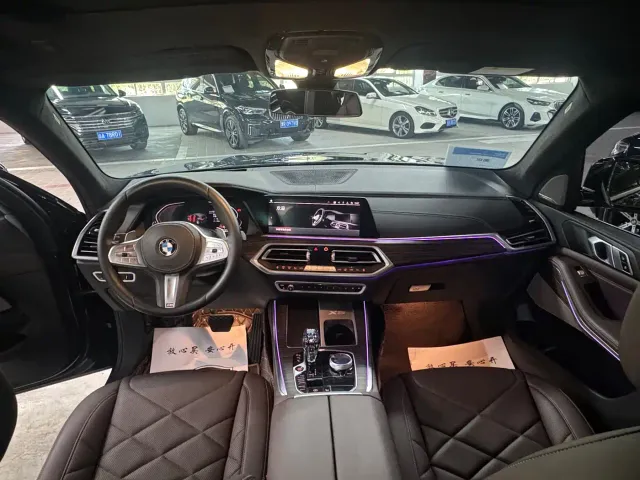 BMW X5 — Фото автомобиля 7