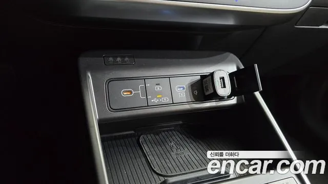 Hyundai Kona Kona (SX2) Бензин 1.6 турбо 2WD — Фото автомобиля 10