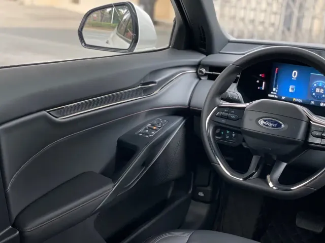Ford Mondeo — Фото автомобиля 12