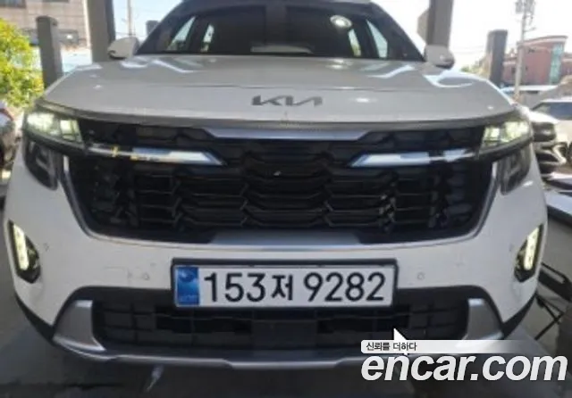 Фотография автомобиля — Kia Seltos New