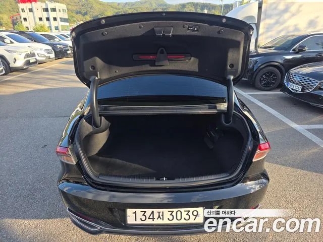 Hyundai Grandeur (New) Hybrid — Фото автомобиля 6