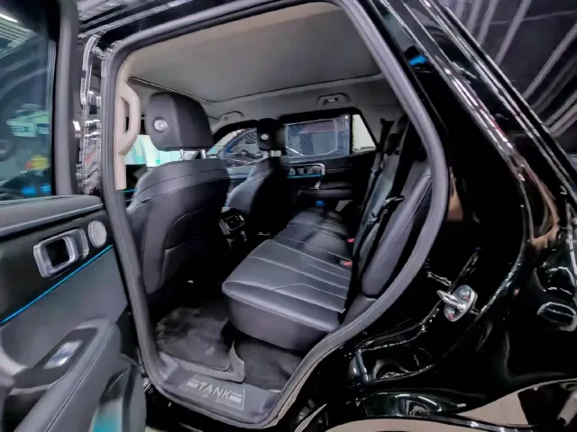 Tank Tank 400 New Energy 2024 Hi4-T Off-Road Edition — Фото автомобиля 6