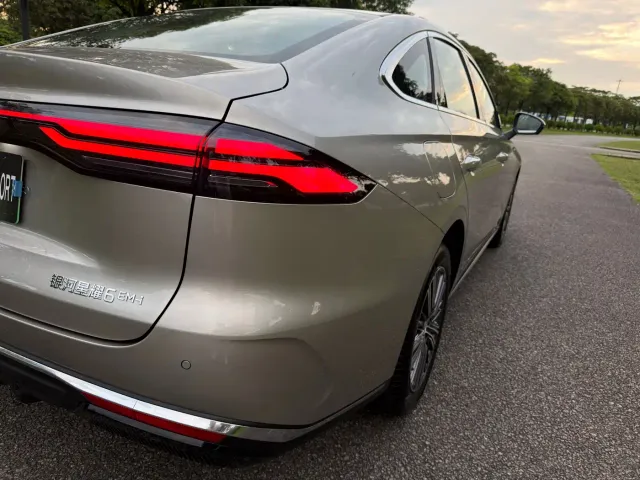 Geely Galaxy Stellar 6 — Фото автомобиля 21
