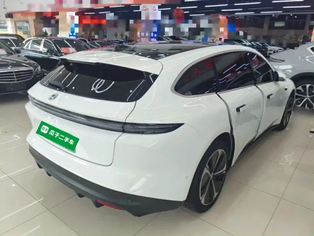 Nio ET5 Touring — Фото автомобиля 6