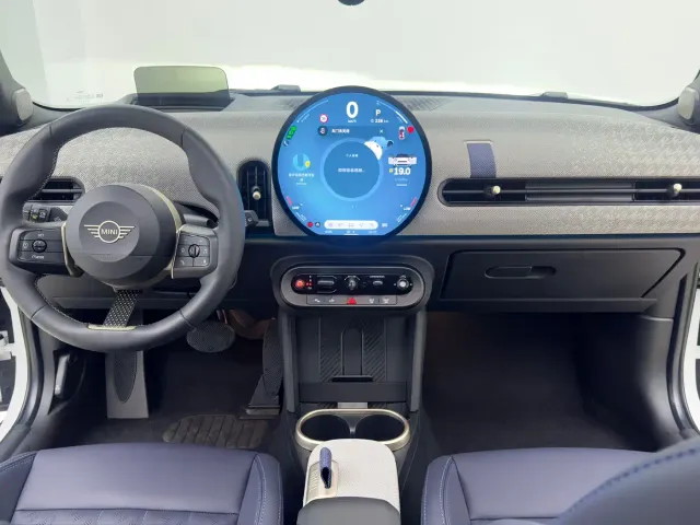 MINI Hatch — Фото автомобиля 18