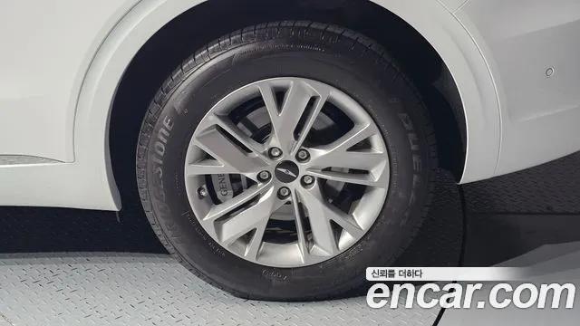 Genesis GV70 — Фото автомобиля 6