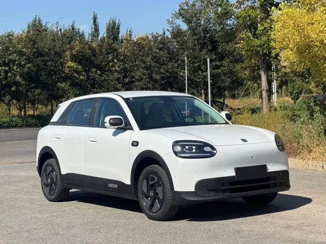 Chery QQ3 EV — Фото автомобиля 3