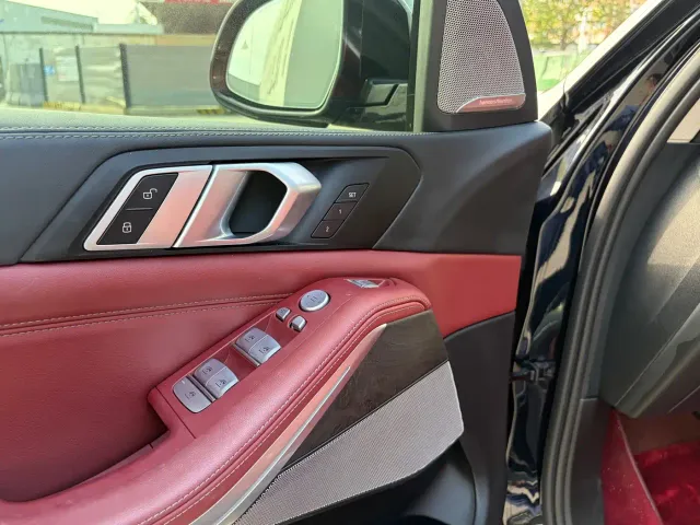 BMW X5 — Фото автомобиля 10