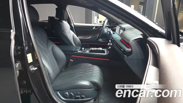 Genesis G80 Бензин 3.5 турбо AWD — Фото автомобиля 11