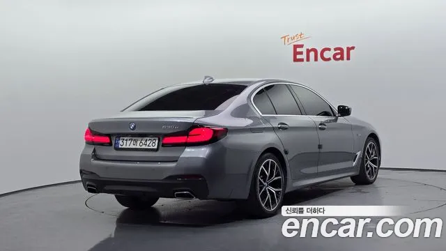BMW 5-Series 5 серия (G30) — Фото автомобиля 2