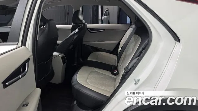 Kia Niro All Niro EV Air — Фото автомобиля 12
