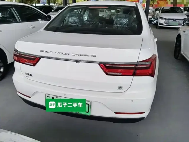 BYD Qin — Фото автомобиля 5