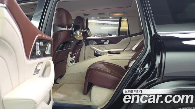 Mercedes-Benz GLS-Class — Фото автомобиля 21