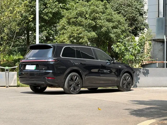 Li Auto L9 — Фото автомобиля 5