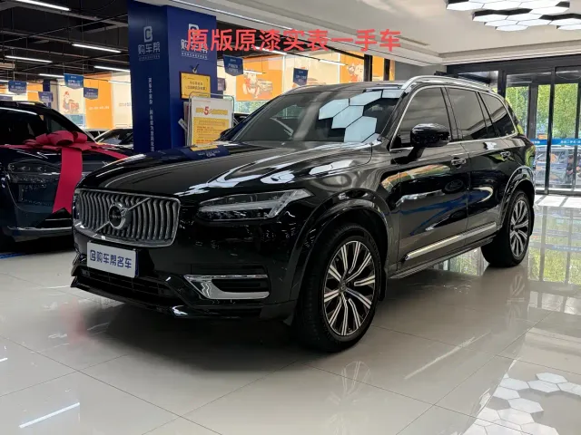 Фотография автомобиля — Volvo XC90