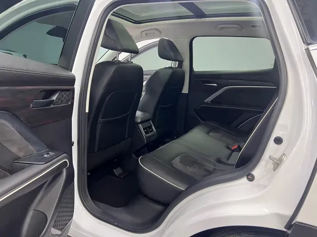 Haval H6 — Фото автомобиля 19