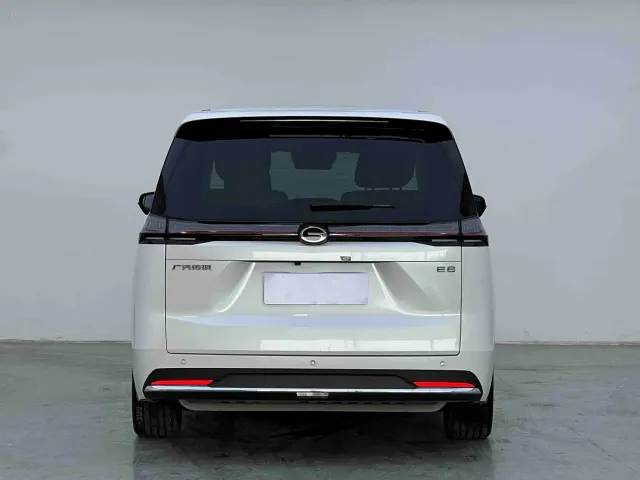 GAC Trumpchi E8 — Фото автомобиля 7