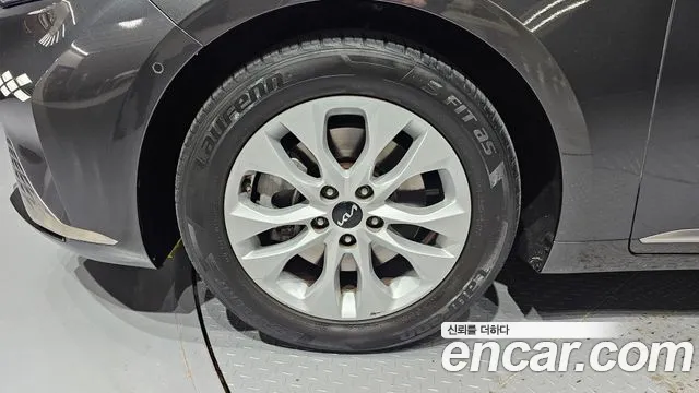 Kia K8 2.5 Бензин 2WD — Фото автомобиля 5