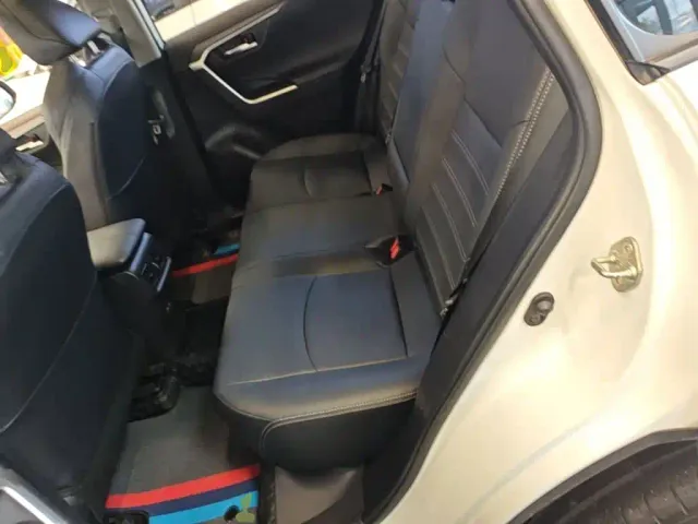 Toyota Wildlander — Фото автомобиля 12