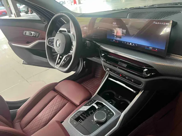 BMW 3 Series — Фото автомобиля 7