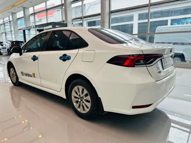 Toyota Corolla — Фото автомобиля 7