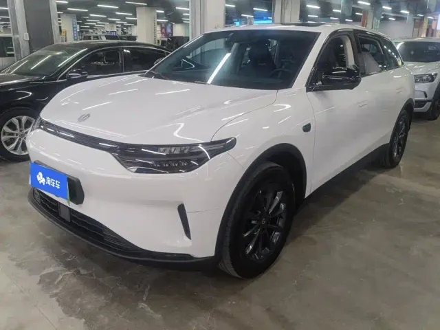 Фотография автомобиля — Leapmotor C11