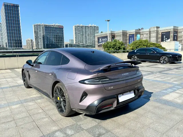 Xiaomi SU7 — Фото автомобиля 5