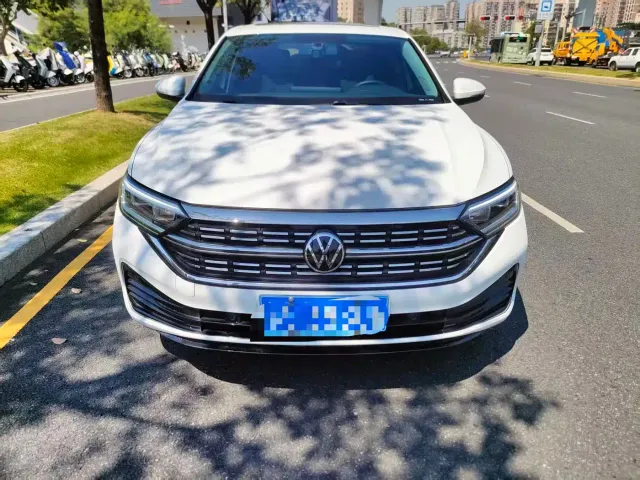 Volkswagen Sagitar — Фото автомобиля 2