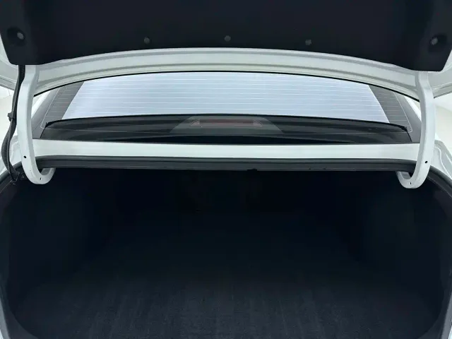 Hyundai Elantra — Фото автомобиля 19