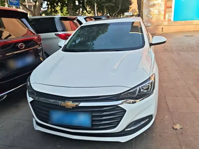 Chevrolet Monza — Фото автомобиля 2