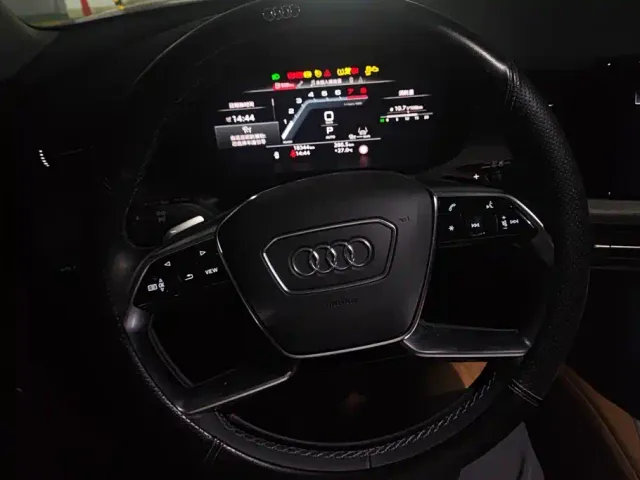 Audi Q6 — Фото автомобиля 15