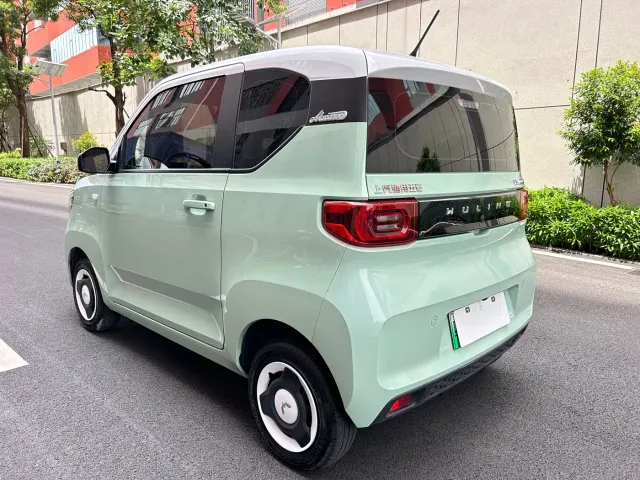 Wuling Hongguang Mini EV — Фото автомобиля 10