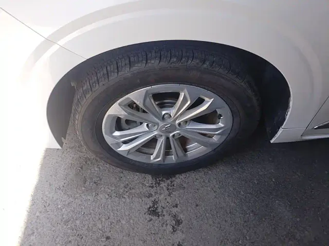 Wuling Jiachen — Фото автомобиля 22