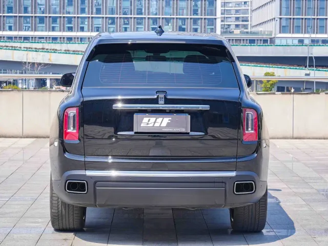 Rolls-Royce Cullinan — Фото автомобиля 6
