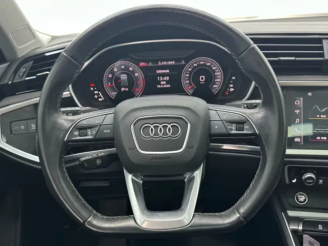 Audi Audi Q3 2022 35 TFSI Fashion Dynamic — Фото автомобиля 11
