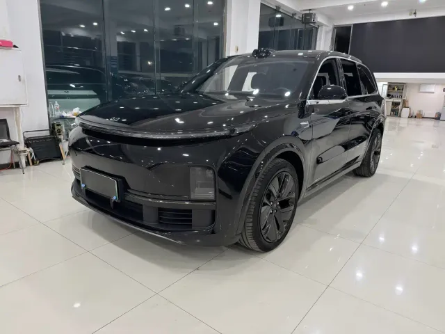 Фотография автомобиля — Li Auto L9