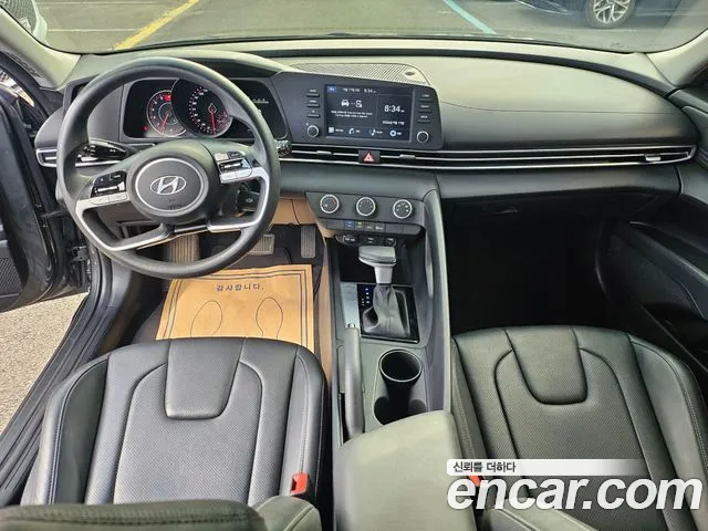Hyundai Avante CN7 — Фото автомобиля 5