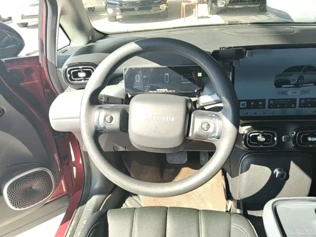 GAC Aion UT — Фото автомобиля 10