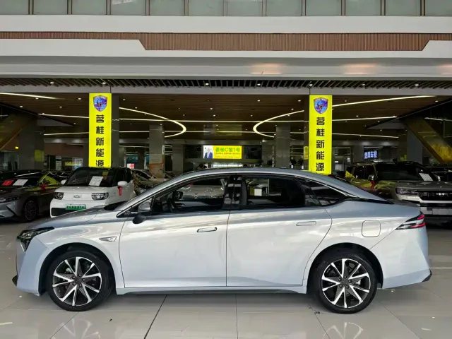 Aion AION S Plus 2022 80 Tech Edition — Фото автомобиля 9