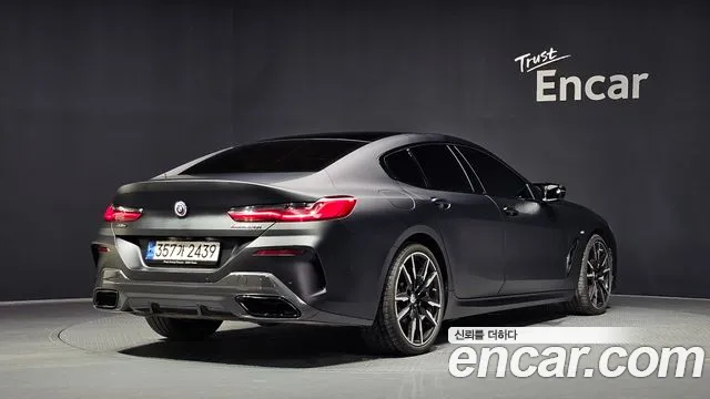 BMW 8-Series — Фото автомобиля 2