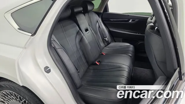 Genesis G80 Бензин 3.5 турбо AWD — Фото автомобиля 10