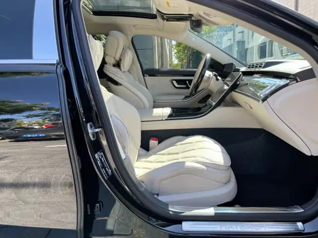 Mercedes-Benz Maybach S-Class — Фото автомобиля 22