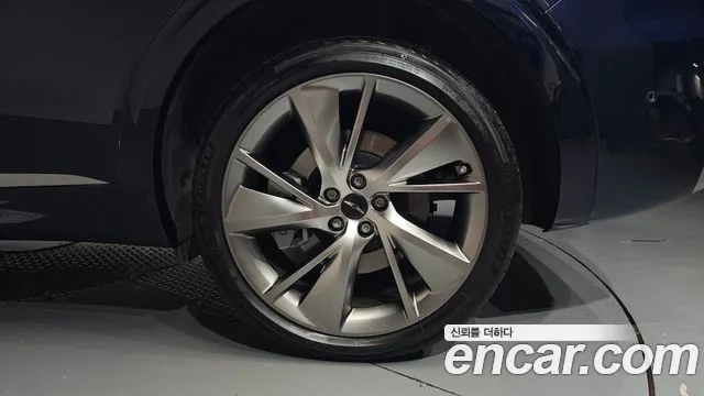 Genesis GV70 2.5T Бензин AWD — Фото автомобиля 20