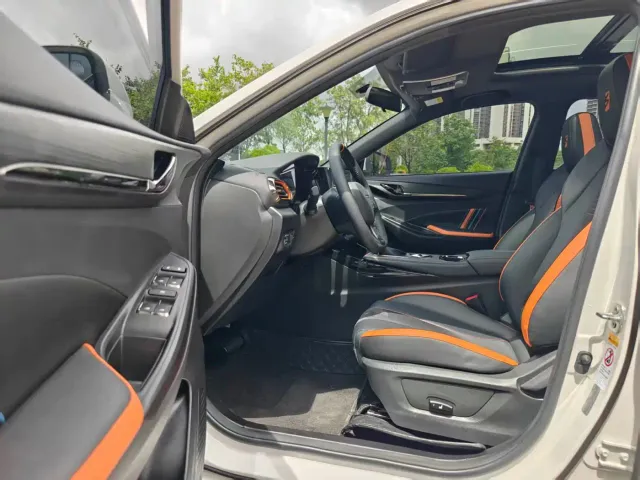Changan Oushang X5 — Фото автомобиля 5