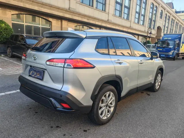 Toyota Frontlander — Фото автомобиля 13
