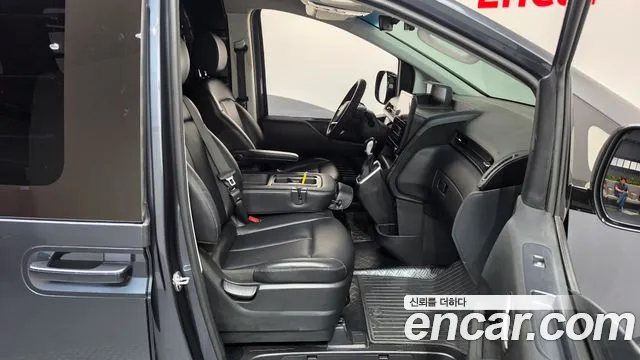 Hyundai Staria — Фото автомобиля 16